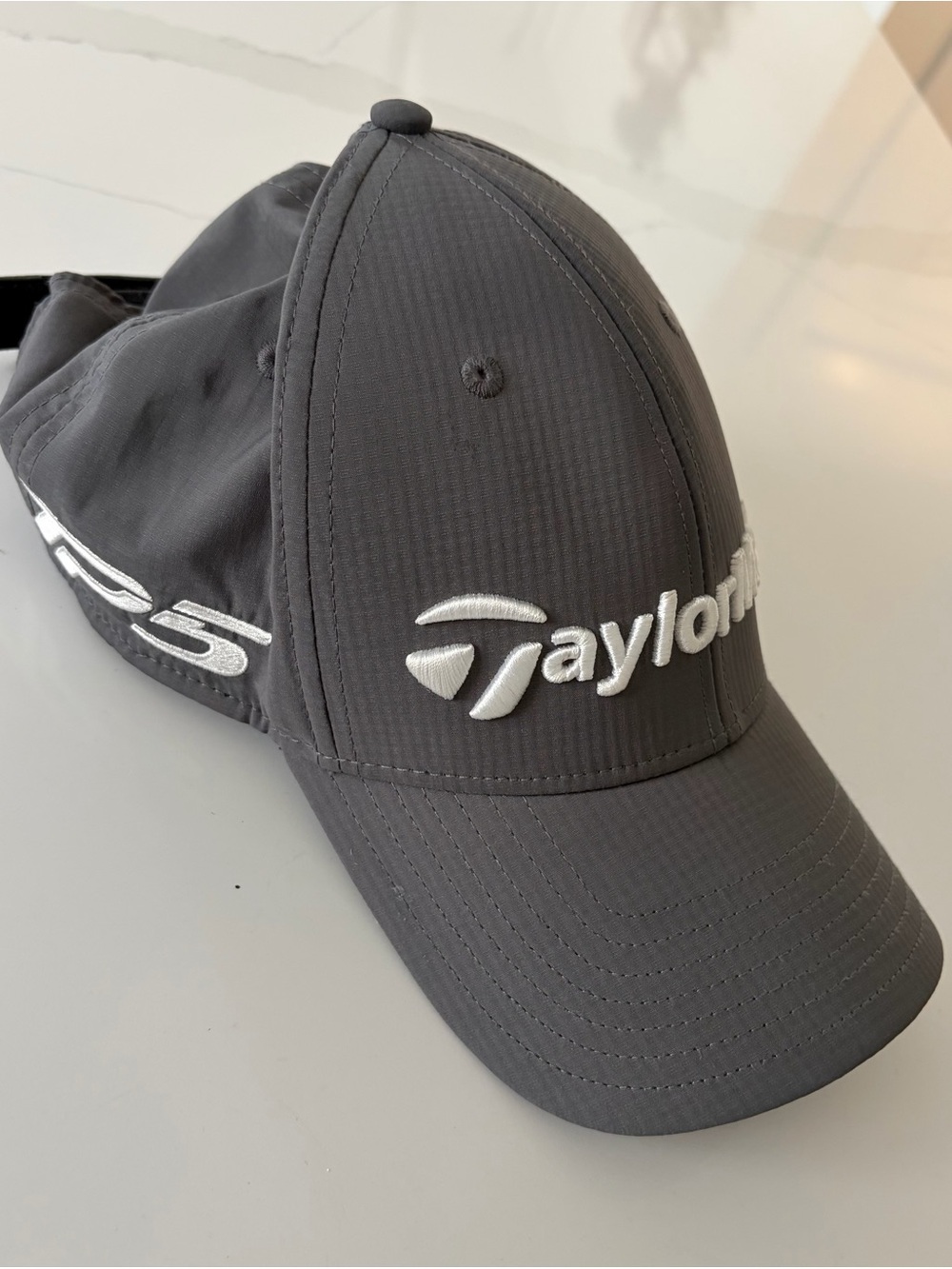 TaylorMade Black and Gray Golf Cap with Logo Band